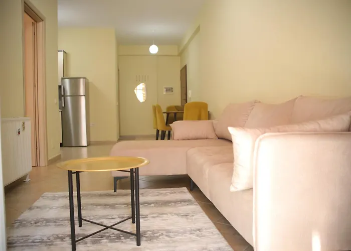 Pleasant Apartment With Free Dedicated Parking In Komuna E Parisit