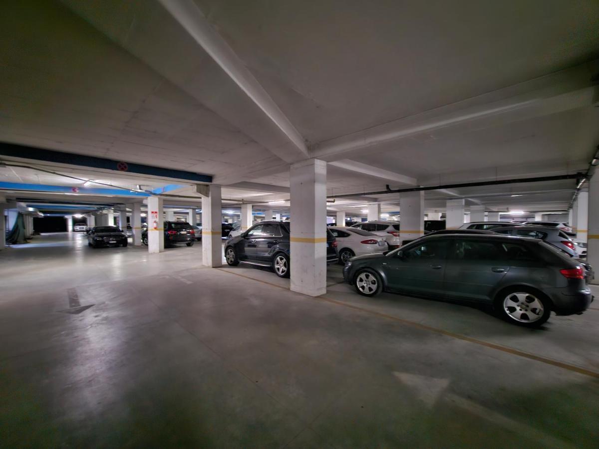 Pleasant With Free Dedicated Parking In Komuna E Parisit * Tirana
