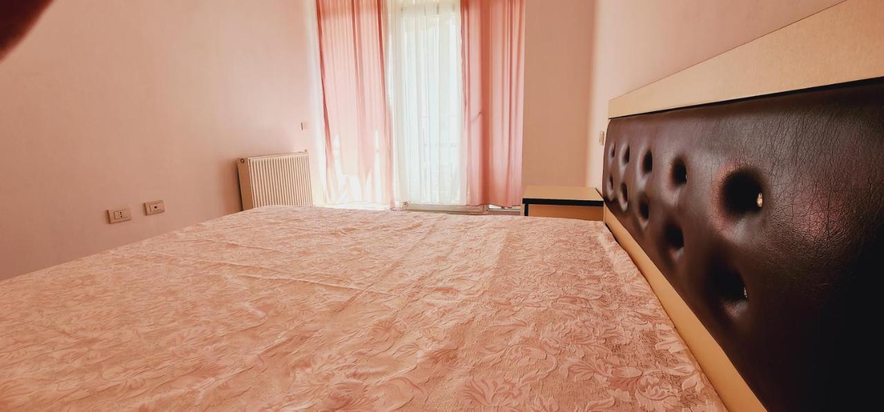 Pleasant With Free Dedicated Parking In Komuna E Parisit Apartment *