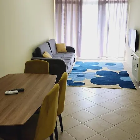 Pleasant Apartment With Free Dedicated Parking In Komuna E Parisit Tirana Exterior photo