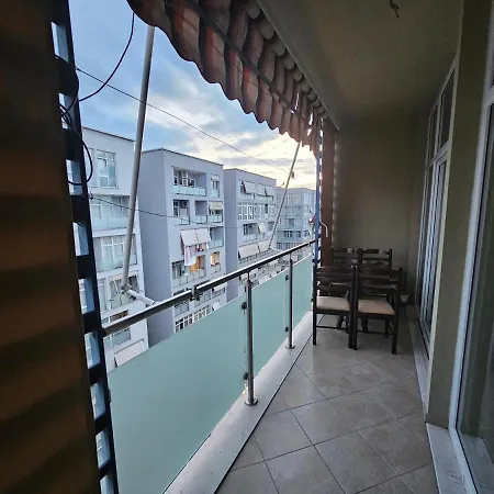 Pleasant Apartment With Free Dedicated Parking In Komuna E Parisit Tirana Exterior photo